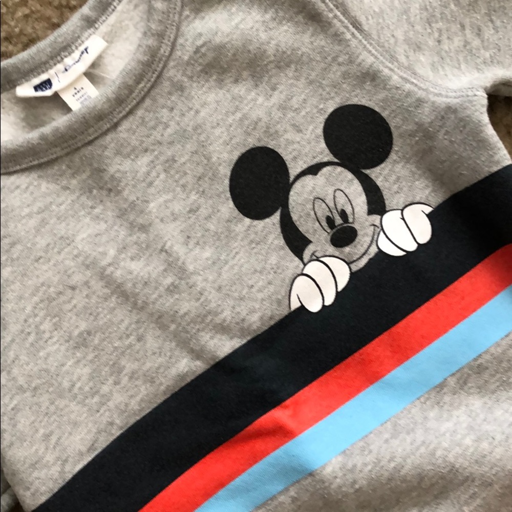 Gap Disney sweatshirt - Picture 2 of 3